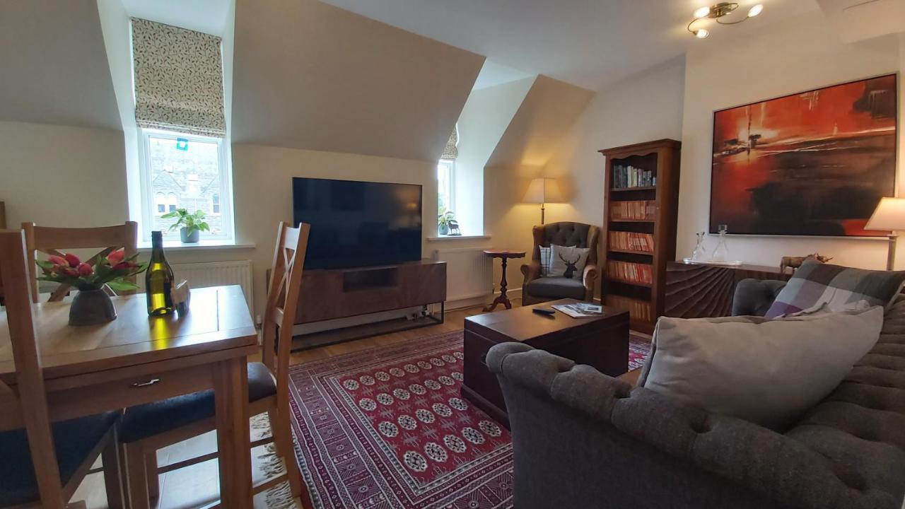 Loch Ness Moat House Apartments フォート・オーガスタス エクステリア 写真